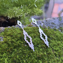 Cargar imagen en el visor de la galería, Llengües - Pendientes dobles